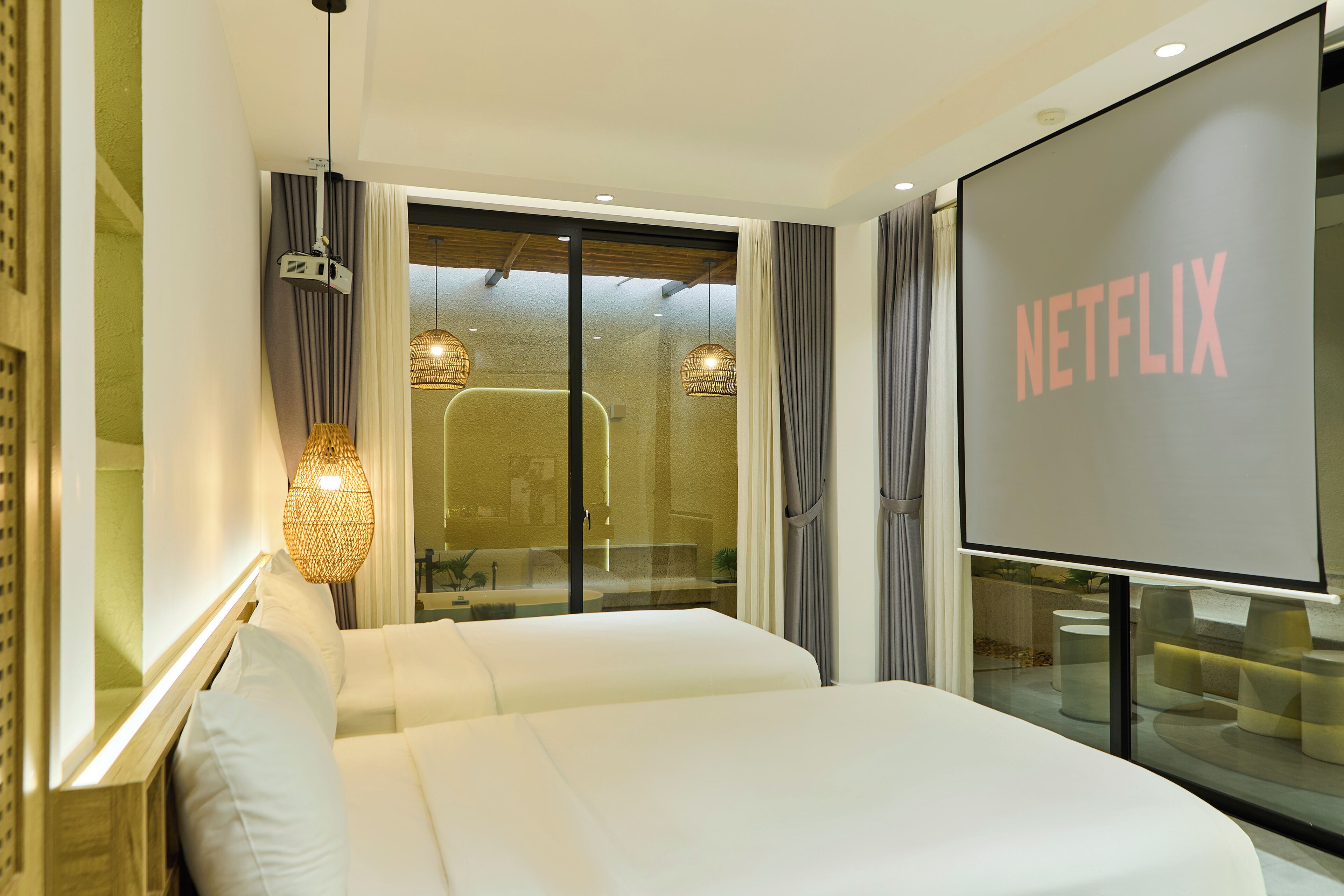 Kin Inspired 3 with Garden | Armoire