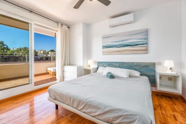 2 bedrooms, iron/ironing board, free WiFi, bed sheets - Appartement in Benalmádena "marina Golf" (Benalmádena)