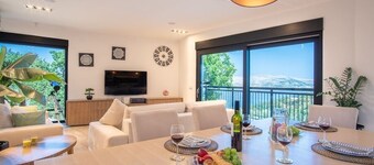 Perla Nera Heated pool & sauna