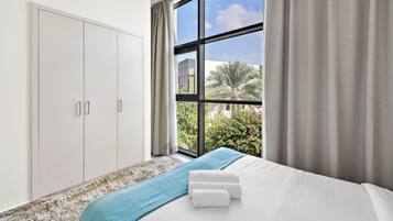 3 slaapkamers, een kluis op de kamer, een strijkplank/strijkijzer