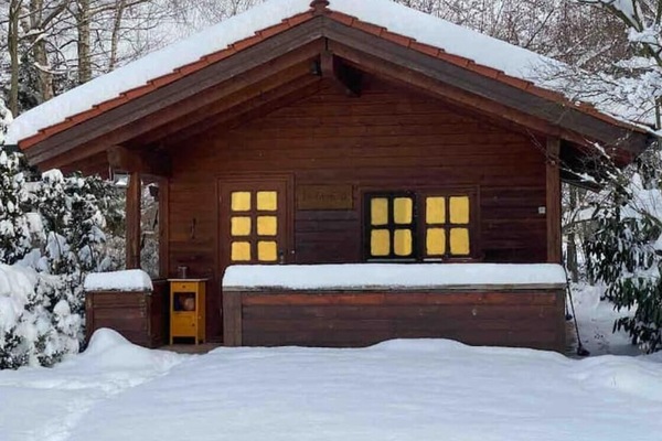 Blockhaus im Winter