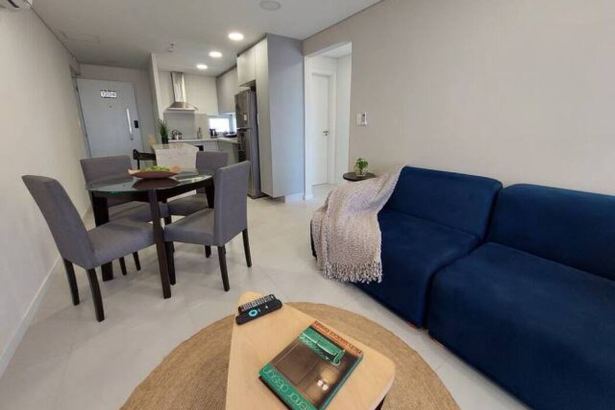 Comfort Apartment | Living area | Smart TV