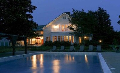 Woodwind Manor on the Tred Avon minutes to St Michaels and Easton.