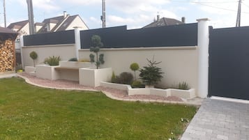 Enceinte de lâhĂ©bergement