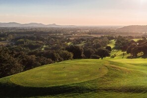 Golf - Esprit du Sud Huis met Privé Tuin en Prachtig Uitzicht (Roquebrune-sur-Argens)