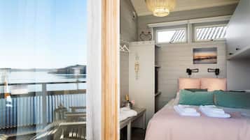 Pavilion Room (Inc. Private Jacuzzi) | Individuell inredning, unika möbler och mörkläggningsgardiner