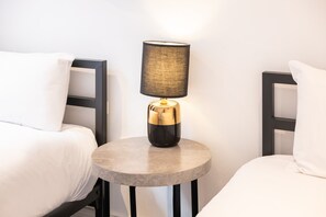 5 makuuhuonetta, silitysrauta/-lauta, Wi-Fi, vuodevaatteet
