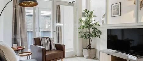 Televisio, työhuone