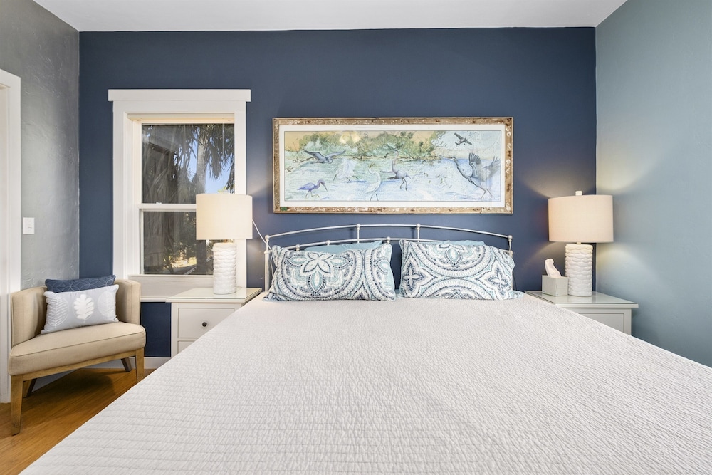 Snapper Cove Beautiful 3 bdrm close to everything! Cedar Key Vrbo