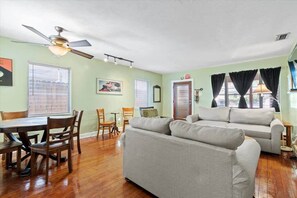 Télévision, espaces bureaux