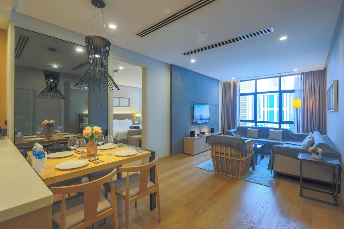 Family Apartment, City View | Living area
