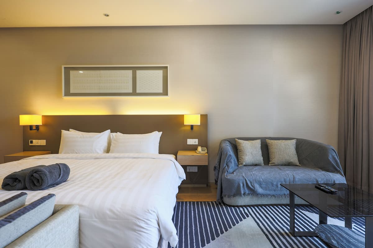 Deluxe Studio, City View