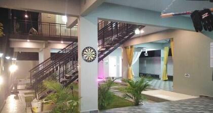 Full villa- 4BRs, 2 Halls, GF Full Open Area