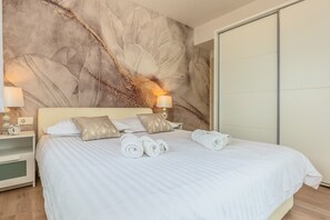 4 Schlafzimmer, Bügeleisen/Bügelbrett, WLAN, Bettwäsche