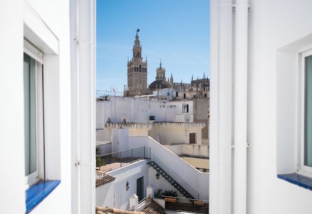 Deluxe Penthouse | City view