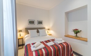 City Apartment | Free WiFi, bed sheets - Rey de Sevilla Flats Arenal (Seville)