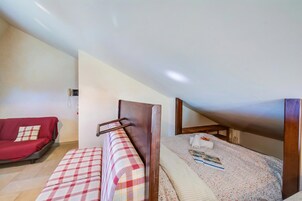 Standard Studio, Mountain View (Studio Placide Mountain View) | Bed sheets