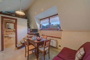 Standard Studio, Mountain View (Studio Placide Mountain View) | Living area