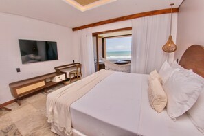 Deluxe-rum - havsutsikt | Minibar, skrivbord, gratis barnsängar och gratis wi-fi