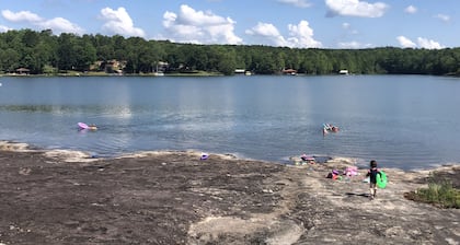 Lake Wedowee Bass House