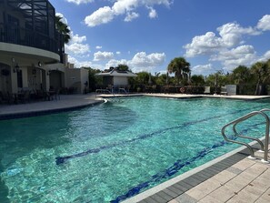 Pool - Golf, boating, pool, fitness ctr and dining all located on site  (Bradenton)