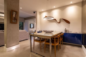 2 bedrooms - Near Lagoa in Front of Casv Pc204 (Rio de Janeiro)