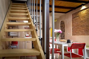 Dining - House of the Palm, 10 Palm Street, Catania (Catania)