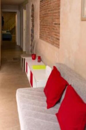 Interior - House of the Palm, 10 Palm Street, Catania (Catania)