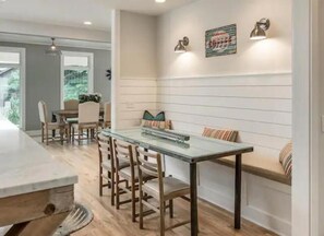 Dining - Gorgeous 12 South Modern Farmhouse

 (Anchorage)