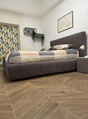 1 bedroom, in-room safe, iron/ironing board, free WiFi