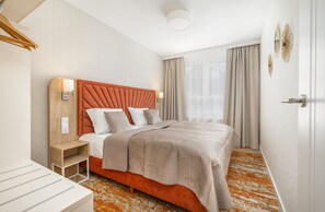 Apartment, 1 Bedroom, Balcony | 1 bedroom, bed sheets - Bel Mare - Amber Apartament by Renters (Miedzyzdroje)