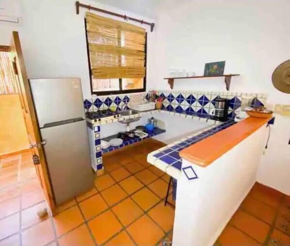 Fridge, blender