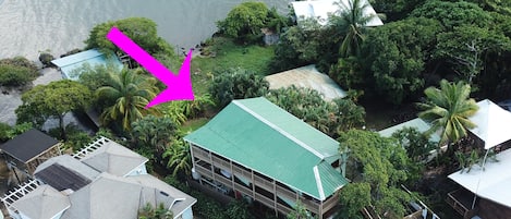 المنشأة من الخارج