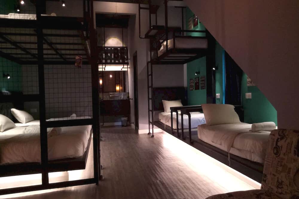OYO 90899 Tube Hotel Melaka