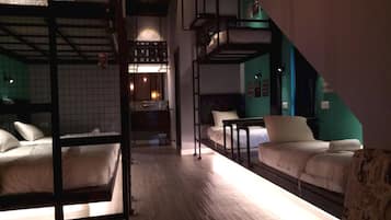 1 bedroom, laptop workspace, free WiFi, bed sheets