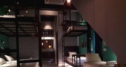 OYO 90899 Tube Hotel Melaka