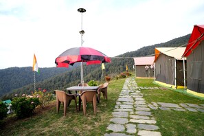 Front of property - MYSTERY HILLS RESORT (Kandaghat)