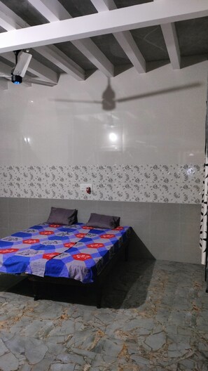 2 soverom og sengetøy