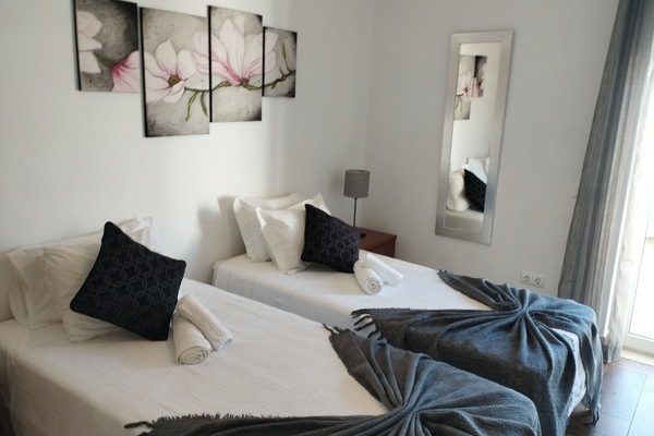 Double or Twin Room (2) | Iron/ironing board, free WiFi