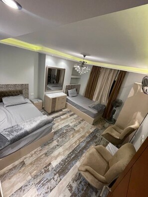 3 bedrooms, iron/ironing board, free WiFi, bed sheets - Block A - 404 (Agouza)