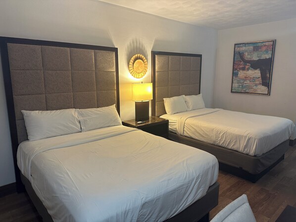 Comfort Double Room Single Use | Desk, laptop workspace, iron/ironing board, free WiFi