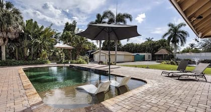 Gated Private House w/Pool & Backyard Oasis
