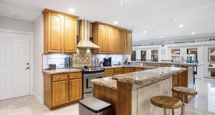 Gated Private House w/Pool & Backyard Oasis