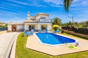 Pool - Villa Tavagueira - Four Bedroom Villa, Sleeps 8 (Guia)