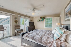 3 bedrooms, iron/ironing board, Internet, bed sheets