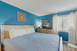 1 habitación, tabla de planchar con plancha, internet y ropa de cama 