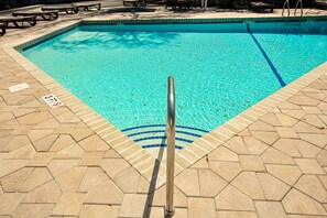 Innenpool, beheizter Pool