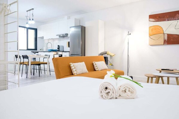 Interior - GuestReady - One tasteful stay in Funchal (Funchal)