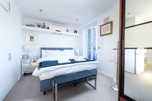 Apartment (2 Bedrooms) - Bright Belgravia Home by Underthedoormat (London)