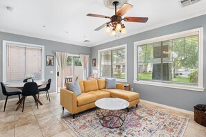 Smart TV, video games, books - Cozy Gilbert Home - Pool Access + Pet Friendly! (Gilbert)